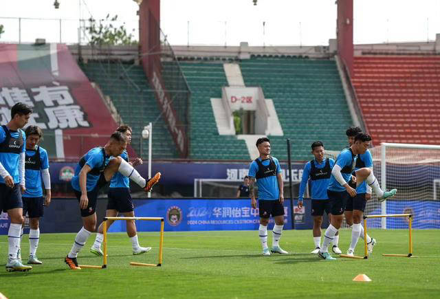 对手确定_暂停比赛_浙江队_上海申花队