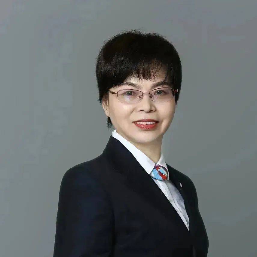 王淑英高级教师,原省一级示范校内江六中名师;先后荣获内江市优秀教师