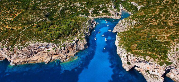 全球10大内陆国,非洲7个经济落后,亚洲3个都是我国邻国