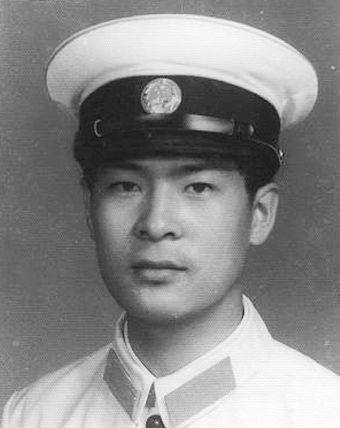 新中国第一位牺牲的缉毒警察:你们让柯震东复出,谁让他复活呢?