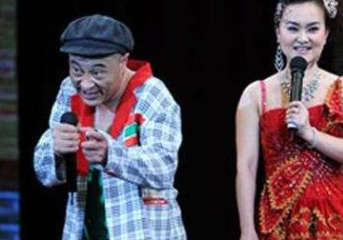 东北"四大天王"小沈阳,宋小宝,刘能,赵四,谁的娇妻最漂亮?