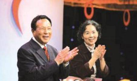 她19岁荣获一等功,《英雄儿女》中王芳的原型,隐姓埋名40年_解秀梅