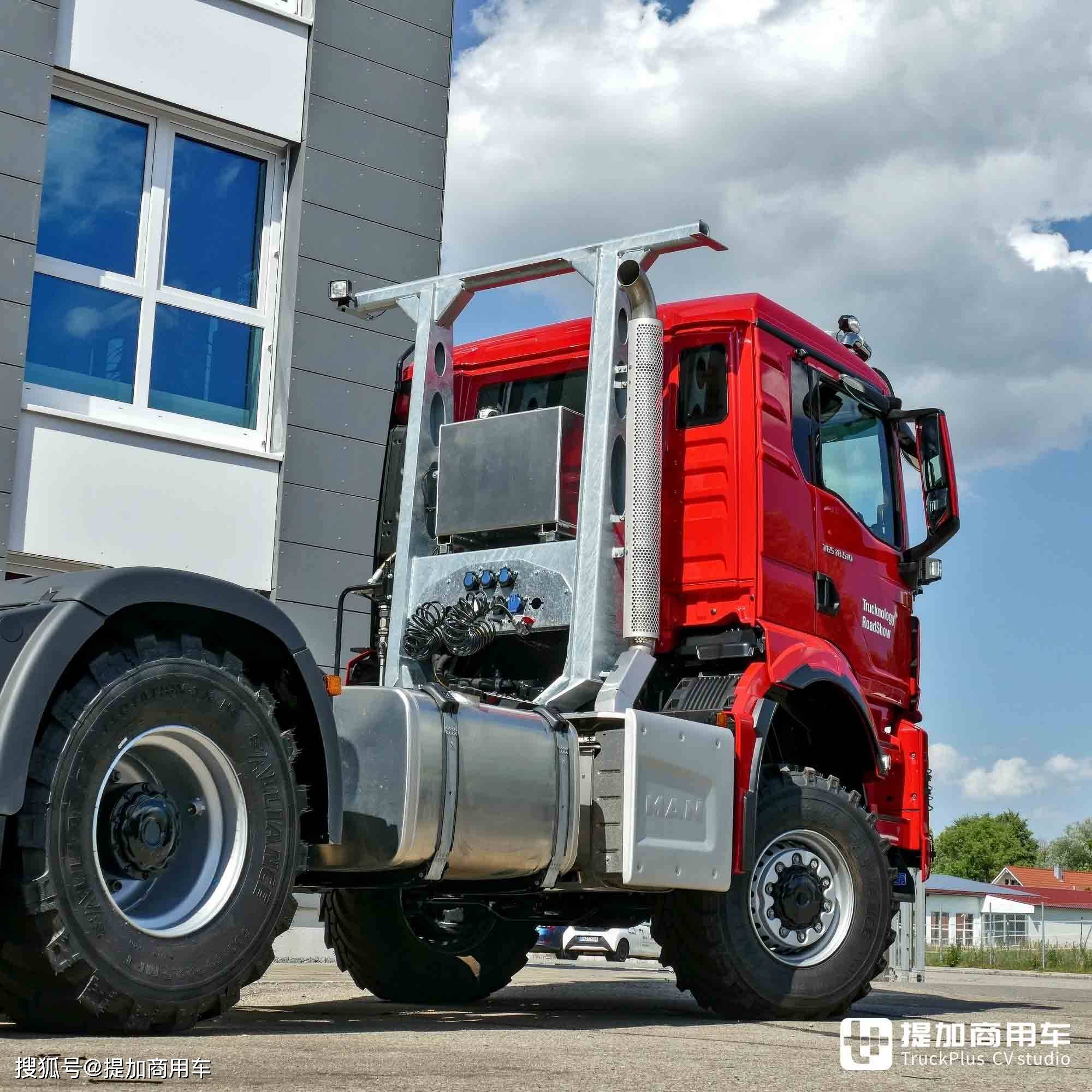 变身拖拉机,电力工程车等,带你看"托尼老师"改装的曼恩卡车