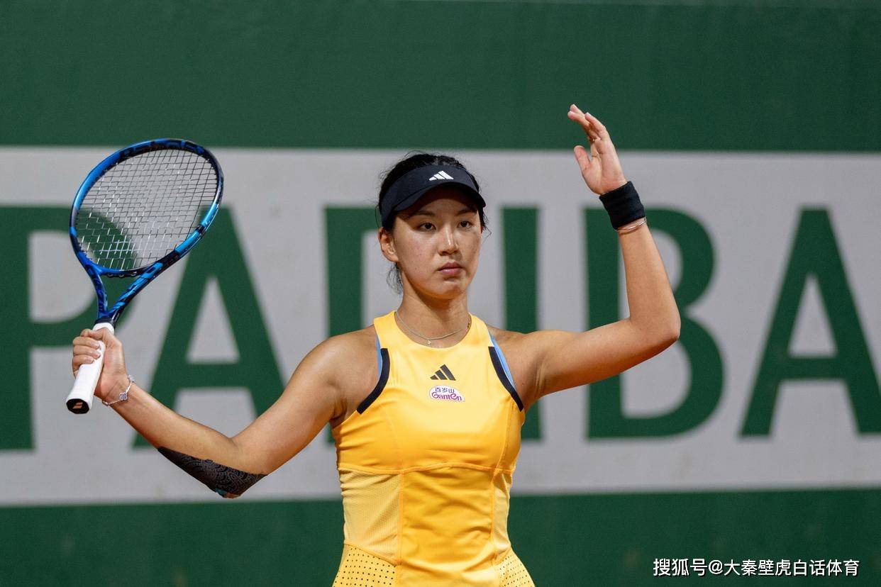 晋级32强第一人!恭喜中国莎娃!2-1险胜,连续两年闯进法网第三轮