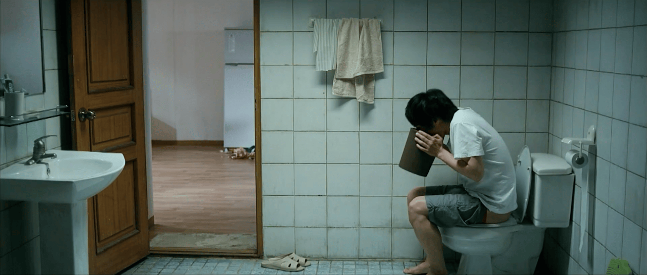 男人每天被四个鬼魂扒在身上,背后原因让人泪奔!