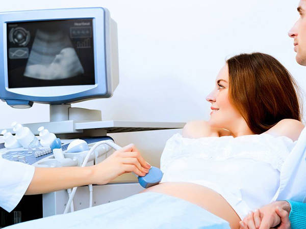 孕8 ~ 10周容易发生胎停的原因主要有三个，胚胎质量差是最大因素_孕妇_宝宝_妈妈。