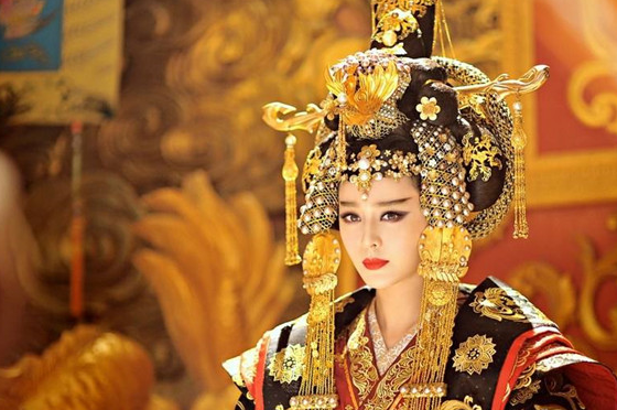 皇宫是古代权利的最高点,身在此处的人有更大的可能会一朝攀上枝头,却