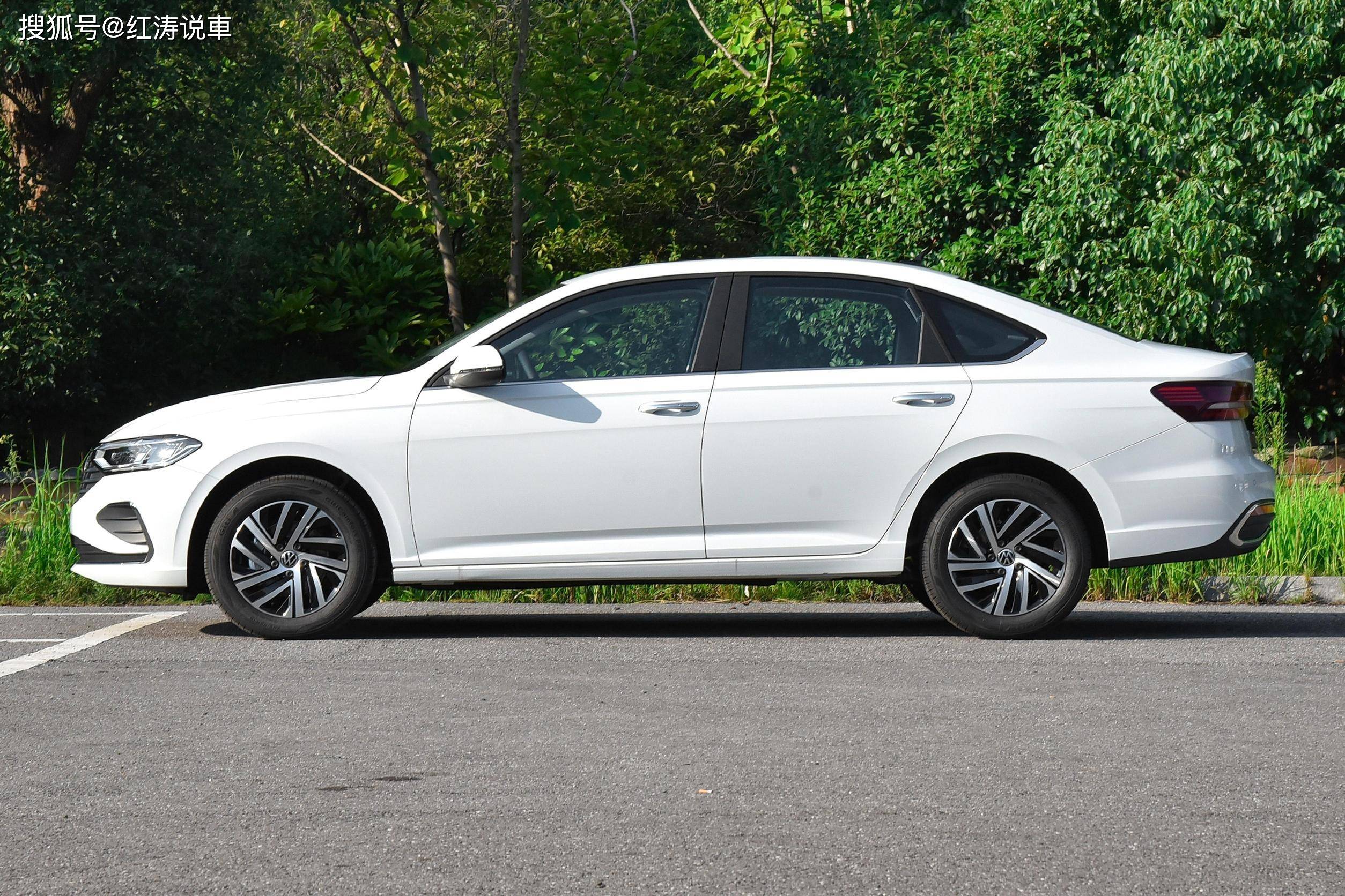 上汽大众朗逸:终端优惠大,外观耐看,1.5t动力好,油耗经济