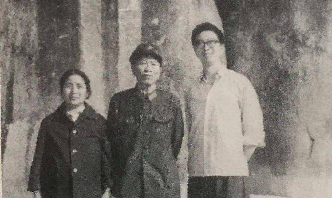 邓华将军并肩作战终团聚知道儿子也当了兵,邓华却想着破例,将儿子调到