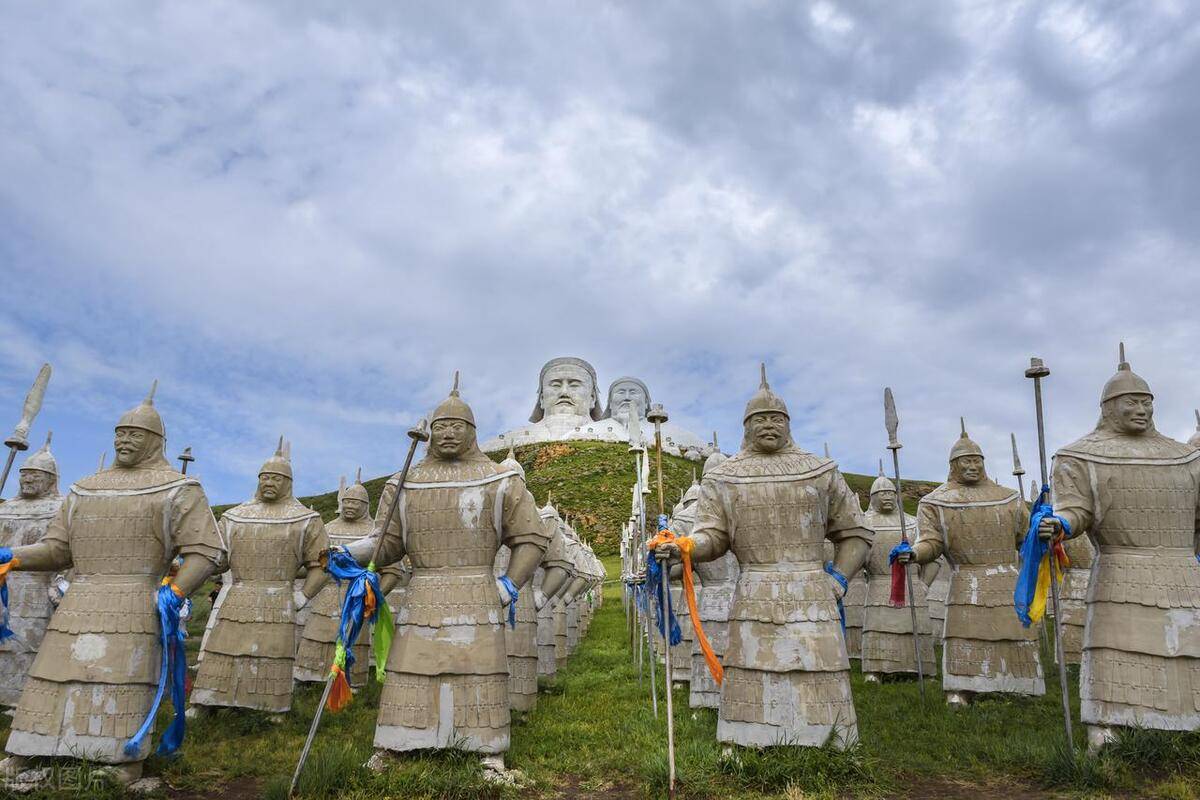 太阳汗率领的乃蛮部很强大,为什么会被铁木真击败