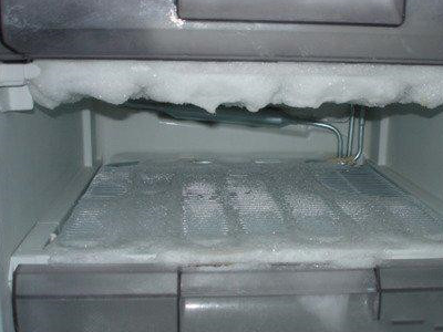 夏天冰箱滴水又结冰,老师傅教你这样做,简单好用又省钱