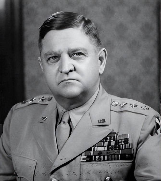 将领被打服,弗里曼:他们把我们揍得像个傻子_志愿军_克拉克_弗里特