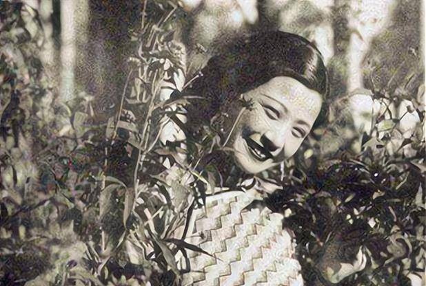 符小眉与史亚伦的交往过程被小说称为"误入歧途".