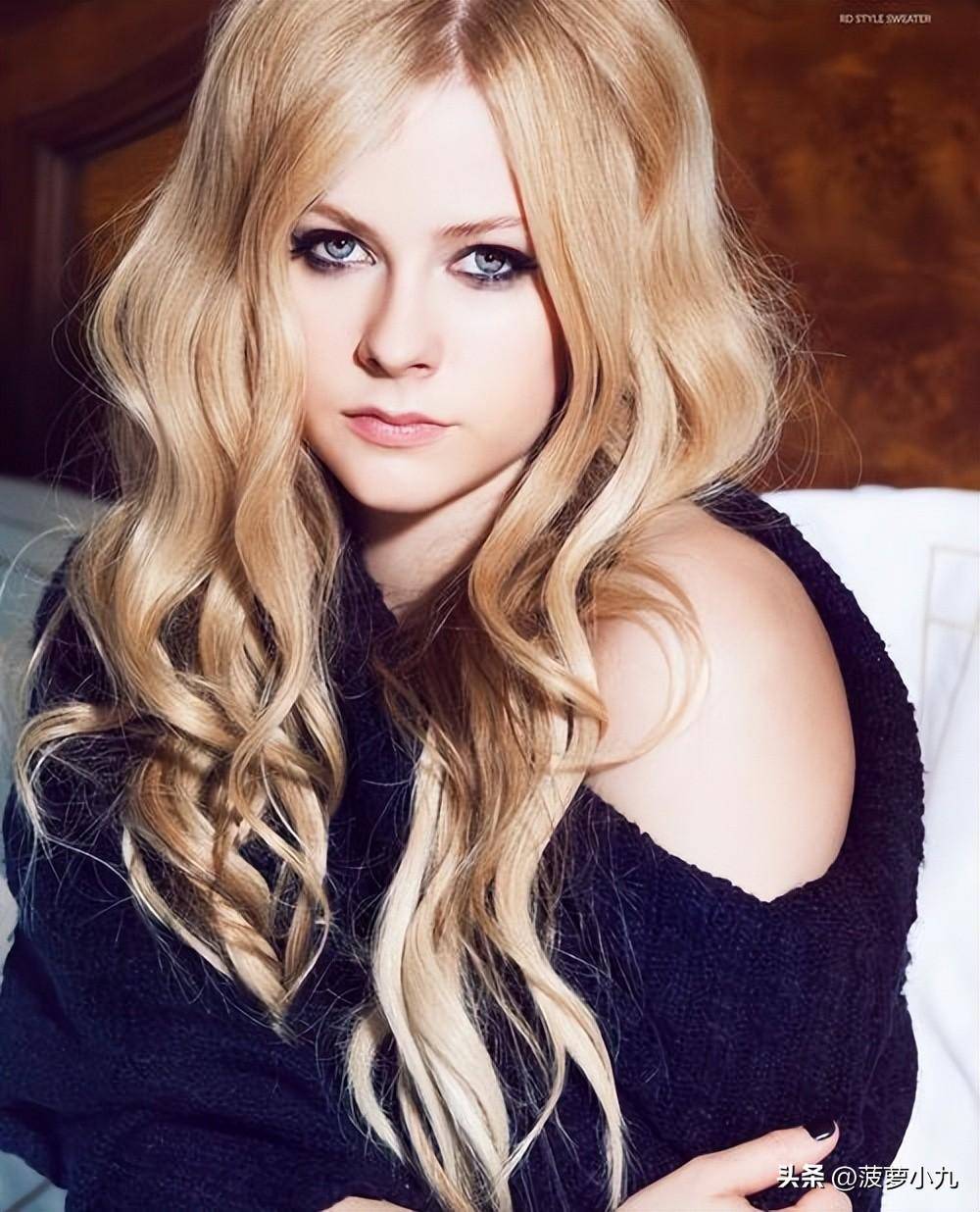 国际天后艾薇儿突袭《歌手2024》,网友们瞬间沸腾