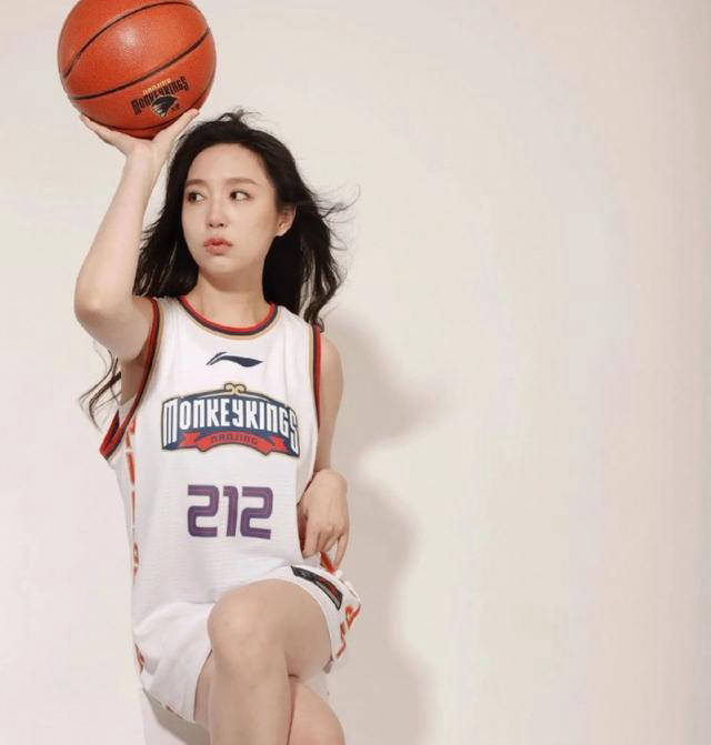 cba球员布莱克尼续约权争议,张镇麟国家队形象受损