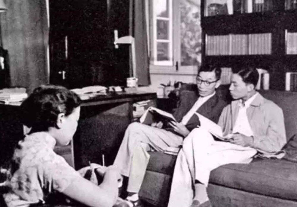 1997年,傅雷的儿子傅聪在返回上海后,曾专门托叶永烈先生找到江小燕