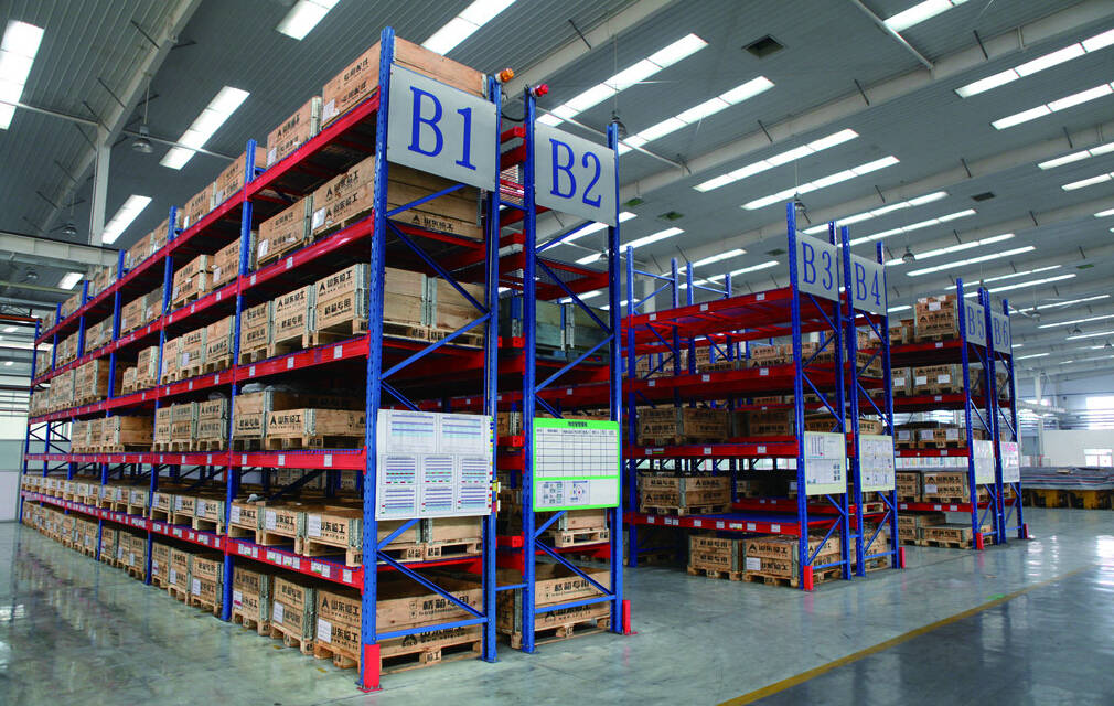重型横梁式货架:的存储效率对企业的意义