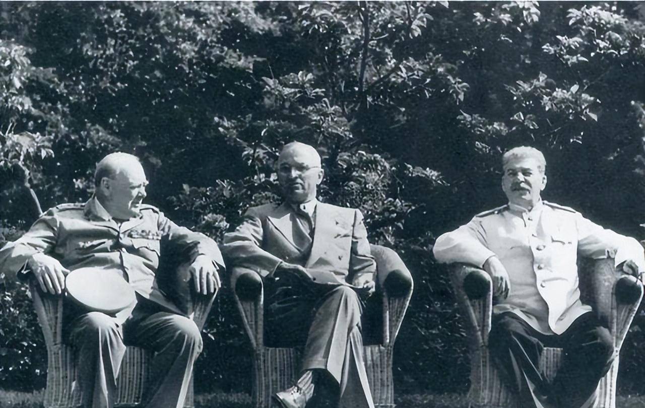 罗斯福,丘吉尔,斯大林三巨头有明显身体缺陷,最严重的是谁