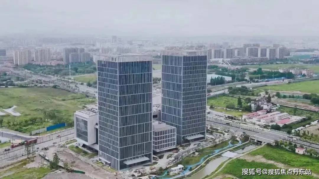 南大双子塔实景图其中,百米双子塔已经竣工交付,数智南大产业园已累计
