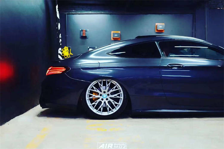 新篇章 奔驰c级改装airbft空气悬挂姿态