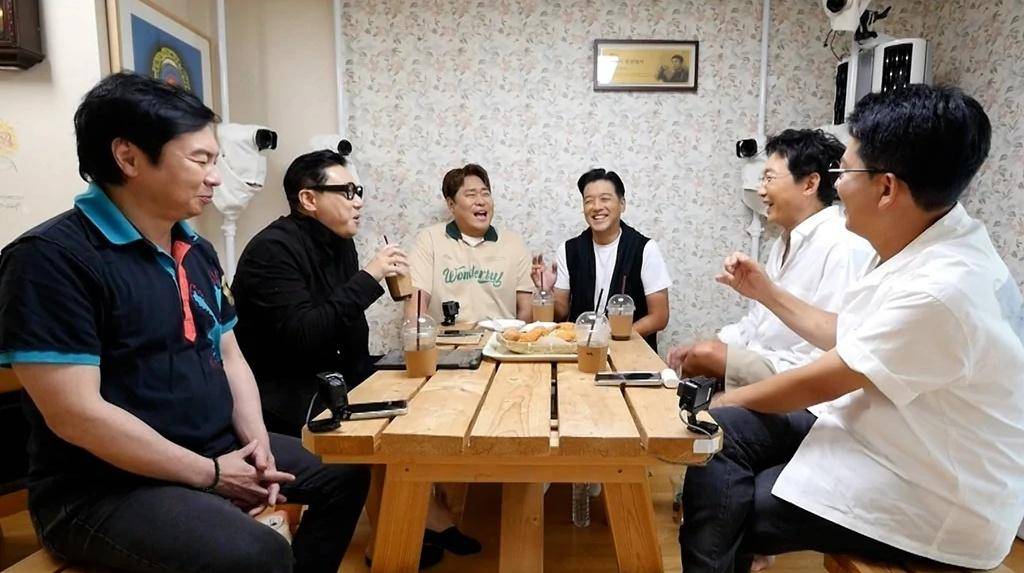 韩国知名男星,节目中透露了,比自己小19岁的妻子怀孕9周的消息插图5 韩国知名男星,节目中透露了,比自己小19岁的妻子怀孕9周的消息插图5