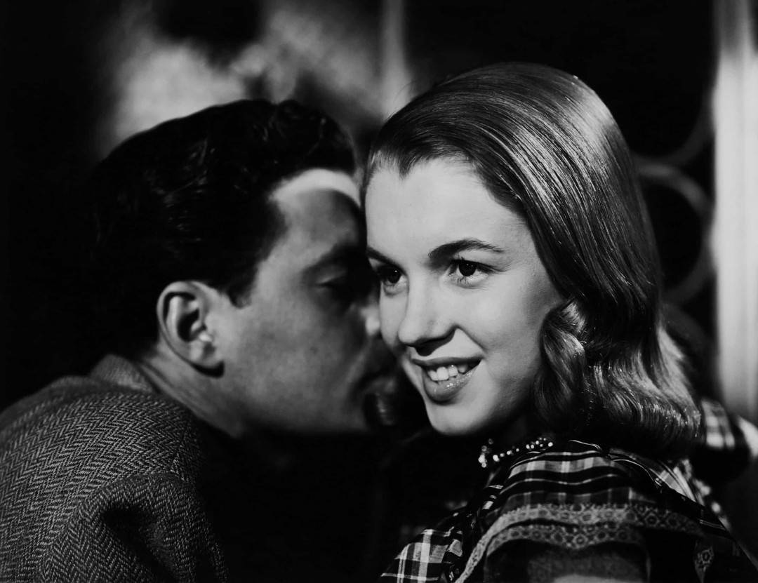 罕见的玛丽莲·梦露照片揭示了这位明星不为人知的一面_莫尼罗_诺玛