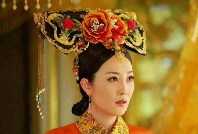 最爱小姨子皇帝,康熙一生四对姐妹花,他幸福吗?