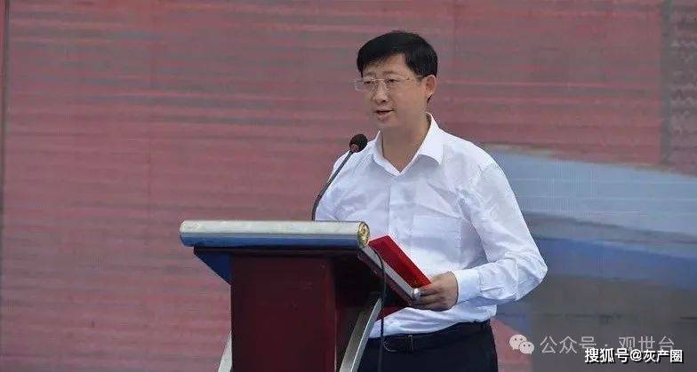 局长被留置后,仍坚信自己会马上提拔!