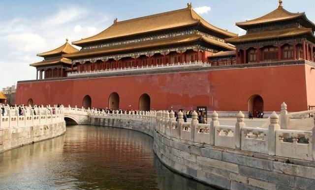 地砖铺了15层,为保守故宫秘密将工人全部杀尽_皇帝_寝宫_登基