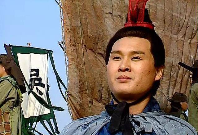 东吴的败仗几乎都出自他孙权的指挥,于是,孙权只好将兵权留在陆逊手上