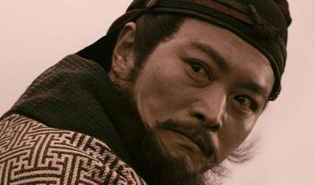 刘姓家族出一上联:"刘邦,刘备,刘德华",其他家族霸气回复