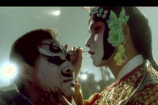 中国最美男间谍,男扮女装与法国人结婚20年,对方竟不知其身份?