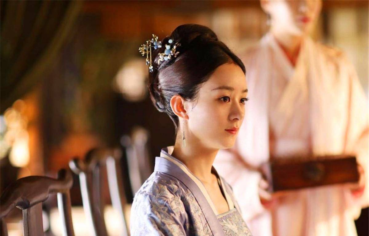 《知否》盛纮最喜欢明哲保身,为何却愿意为了明兰得罪小秦氏?