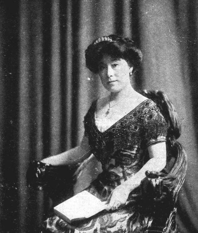 德龄公主:如何从一个四品官员的女儿,成长为了中外闻名的大家?