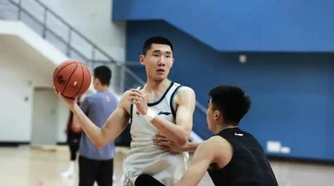 首钢离队第1人曝光,曾被闵鹿蕾重用,或投奔恩师_张卓_谢立彬_赛季