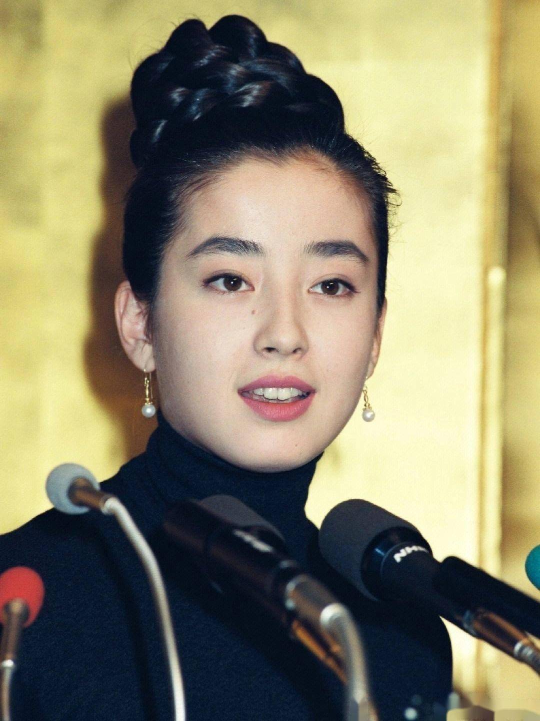 令人惊艳的宫泽理惠写真赏:这谁顶得住!