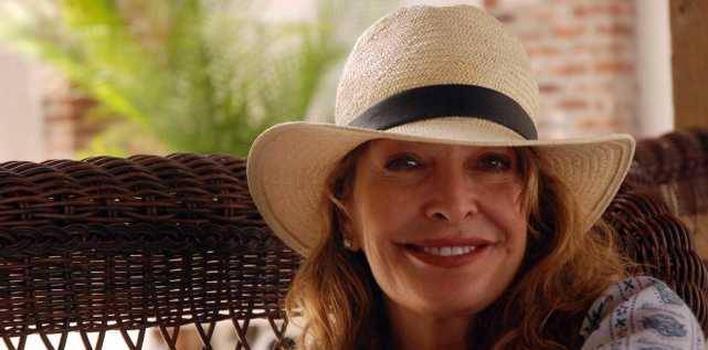 2010年,美国封闭密室发生离奇命案,私家侦探硬核推理破解此案