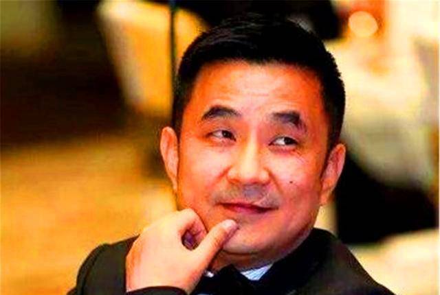 亿逃去国外,带走明星女友和61亿,其父葬礼也不回来_王永红_北京_齐襄