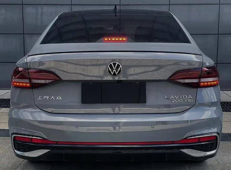 降价潮来了!上汽大众朗逸降至7.99万起,全系免购置税?