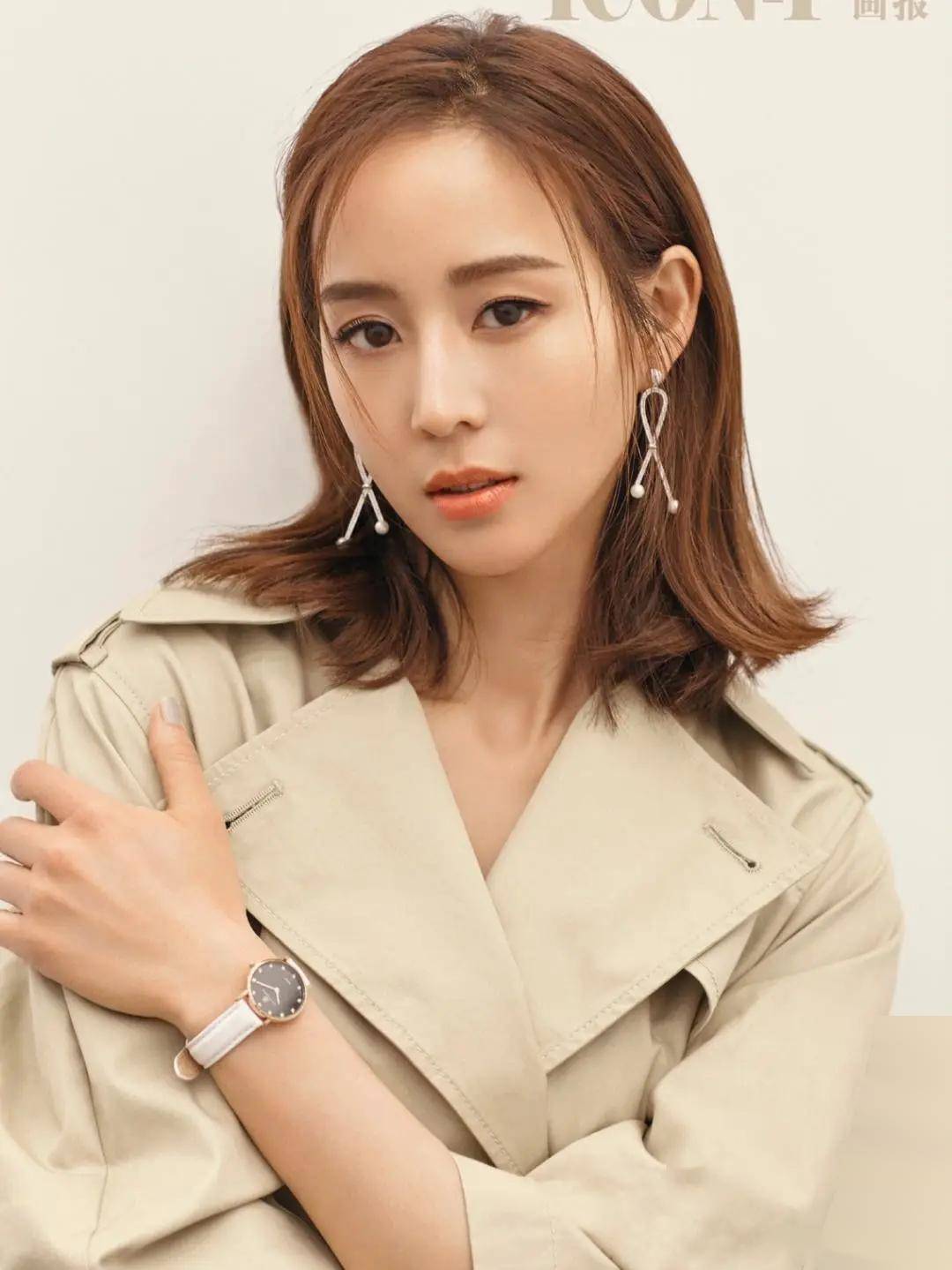 才情与颜值双爆表,张钧甯的最新写真,直击心灵:这世界,她独领风骚!