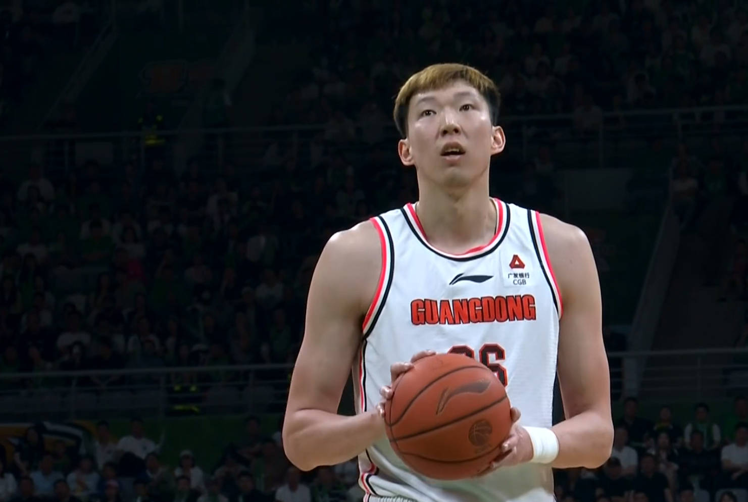 辽宁队第一笔重大签约!打爆广东碾压周琦