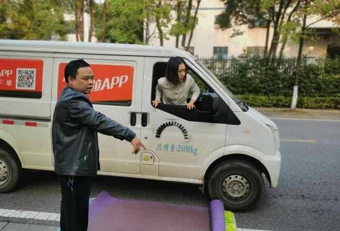 回看2021年货拉拉女孩跳车身亡案:"周阳春式困境"令人防不胜防