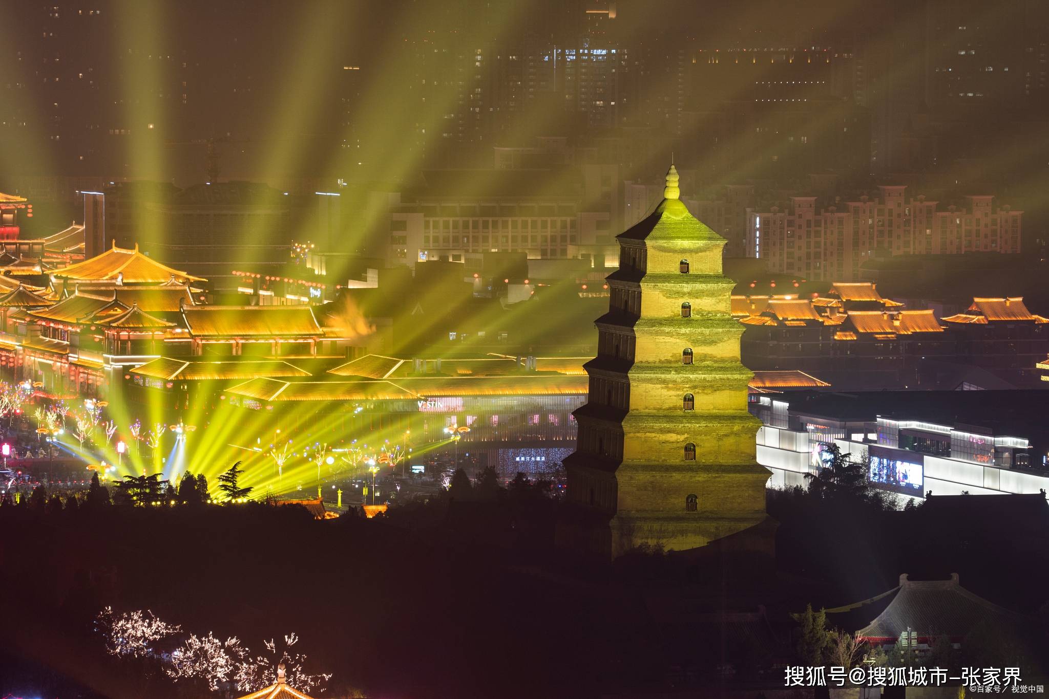 小唐导游不仅具备扎实的历史文化功底,对西安的古代建筑,历史文化遗迹