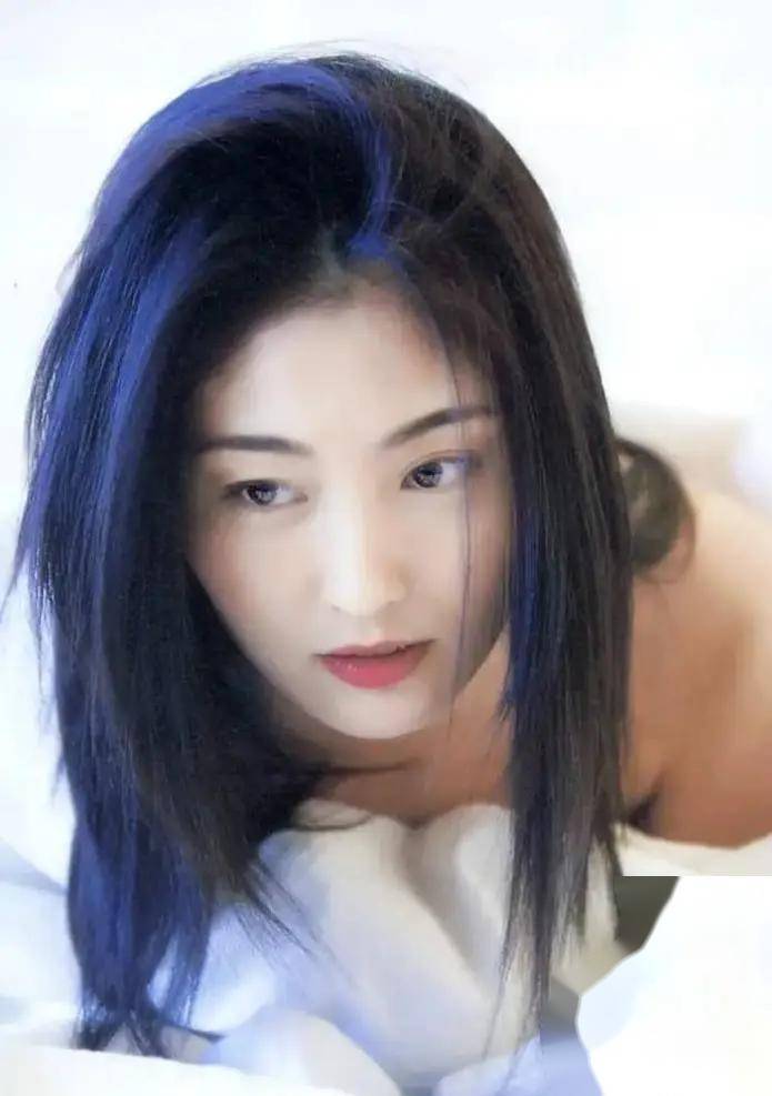 岛国姑娘哟西!33岁常盘贵子,性感迷人的最新写真!