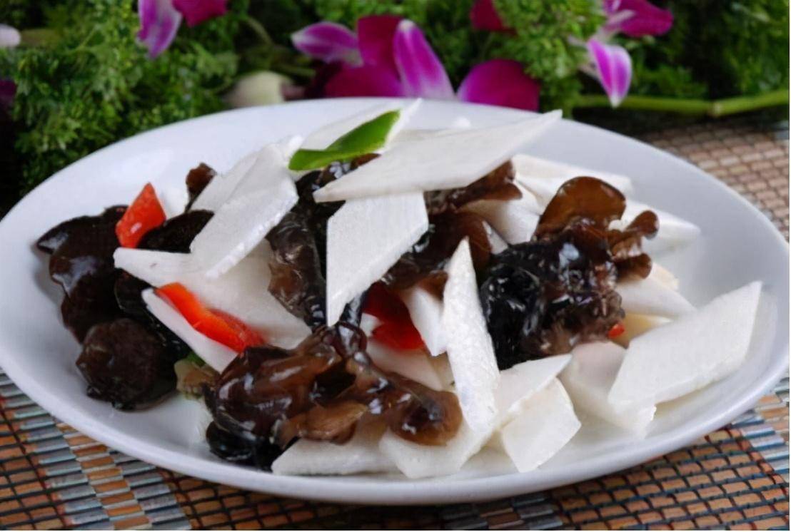 菜品分享,有荤有素营养美味_做法_砂锅_辣椒