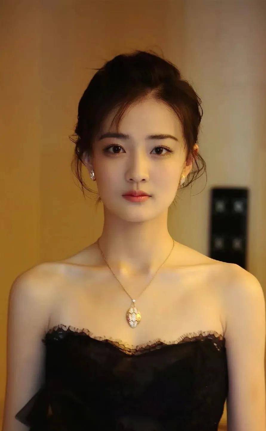 本身就是富豪,娱乐圈最清白的8位女星,刘亦菲上榜