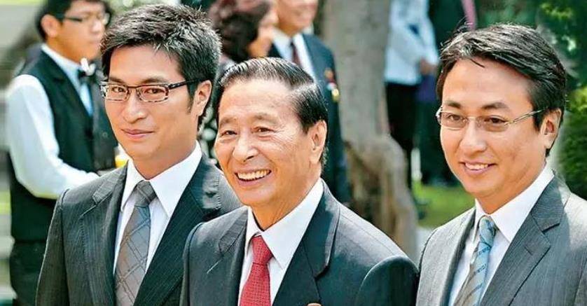 香港千亿富豪李兆基长子:不结婚却借腹生下3胞胎,59岁仍单身