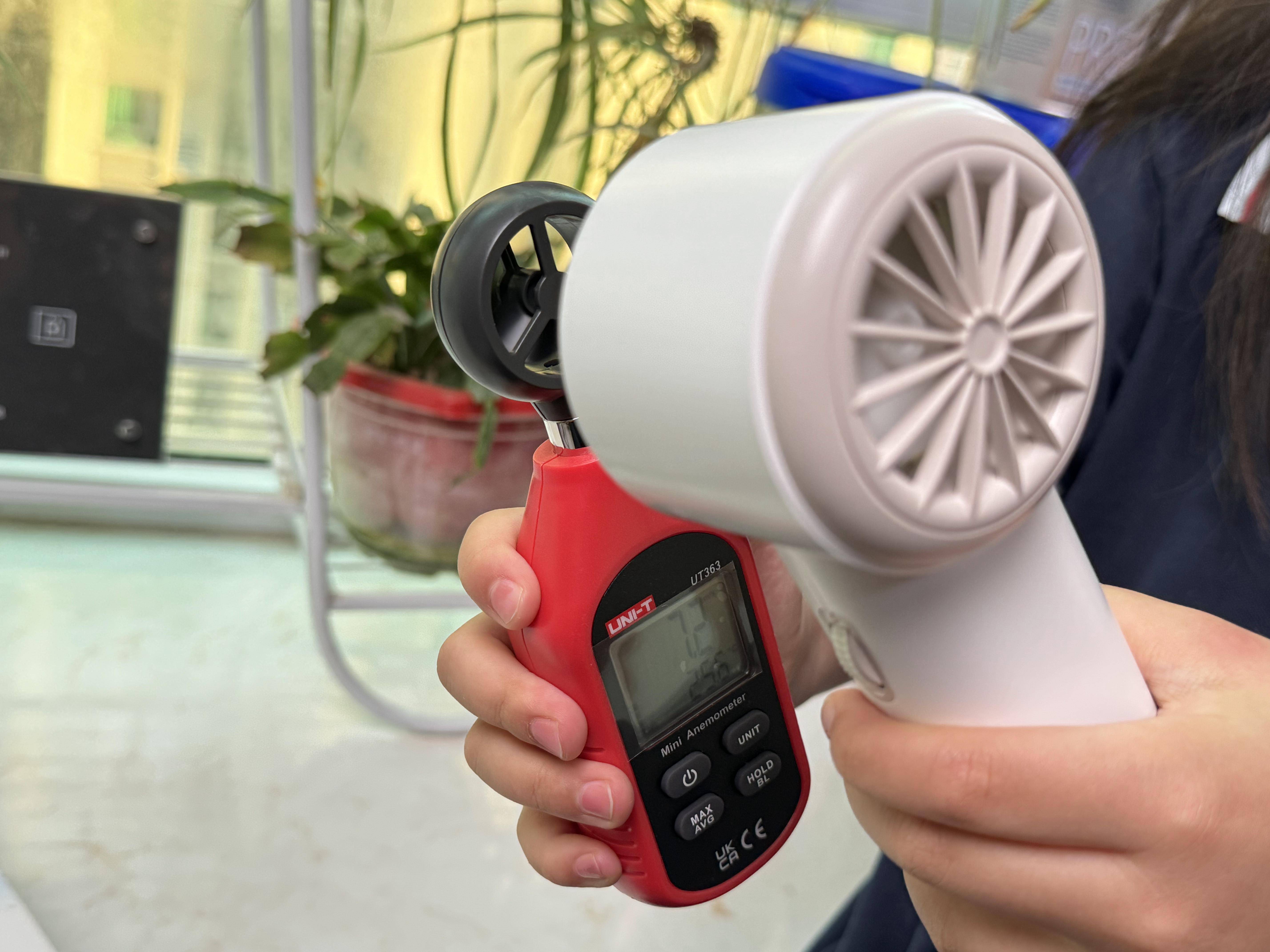 夏日必备神器:西圣Wind手持小风扇体验分享