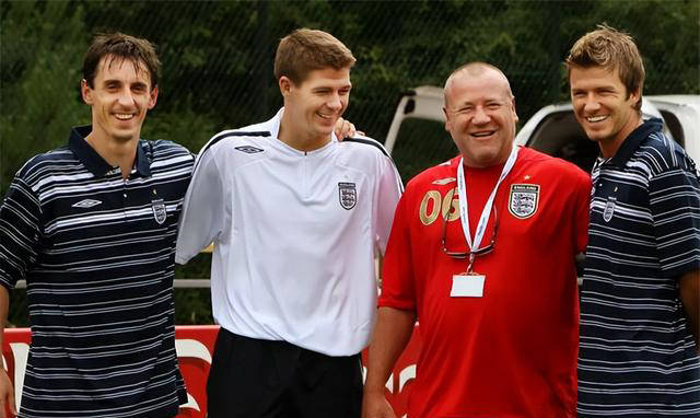 作为英格兰国家队和利物浦队的核心中场球员,杰拉德仅次于彼得