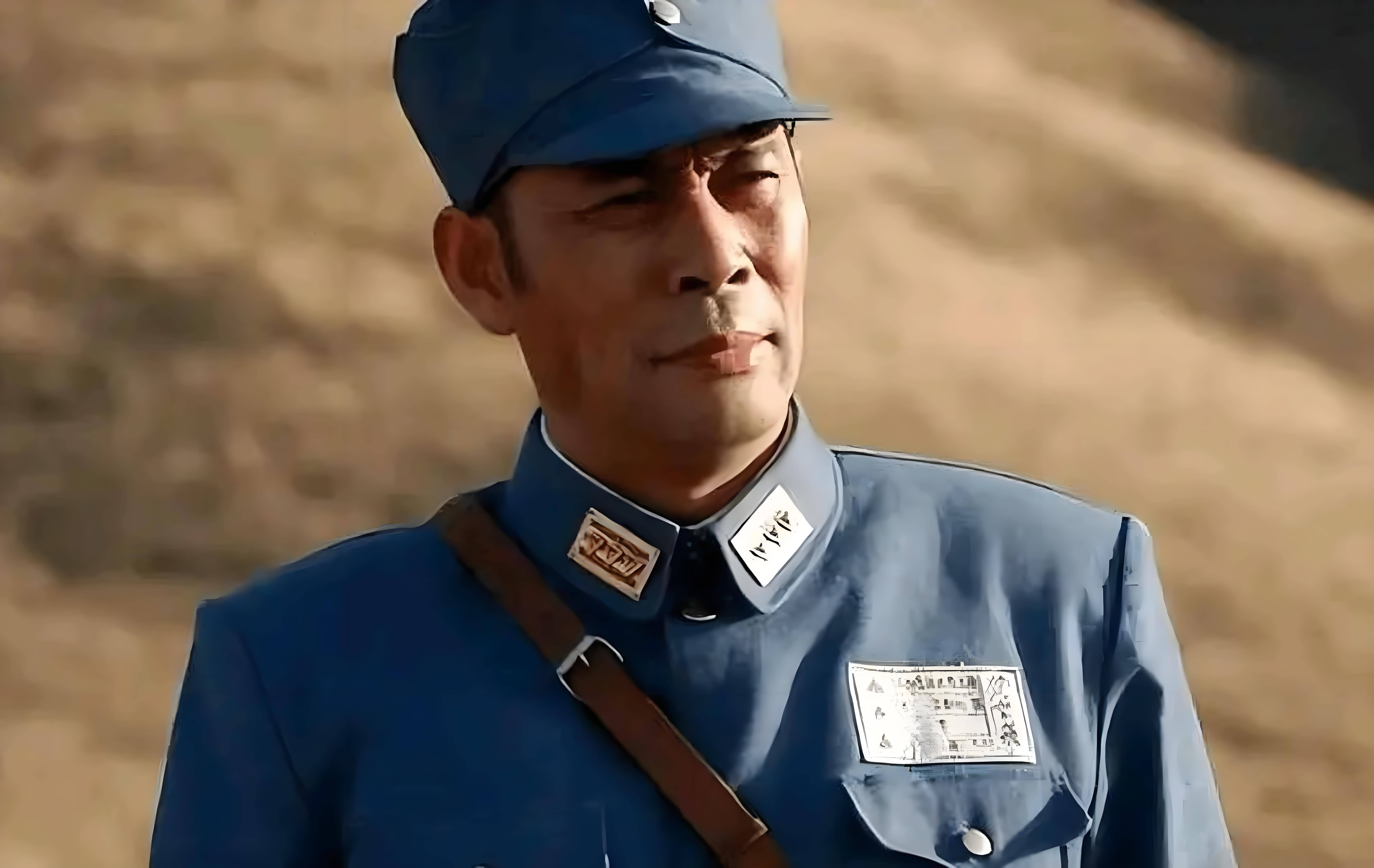 他是《亮剑》中的楚云飞,待继母如生母:进了一家门,就是一家人